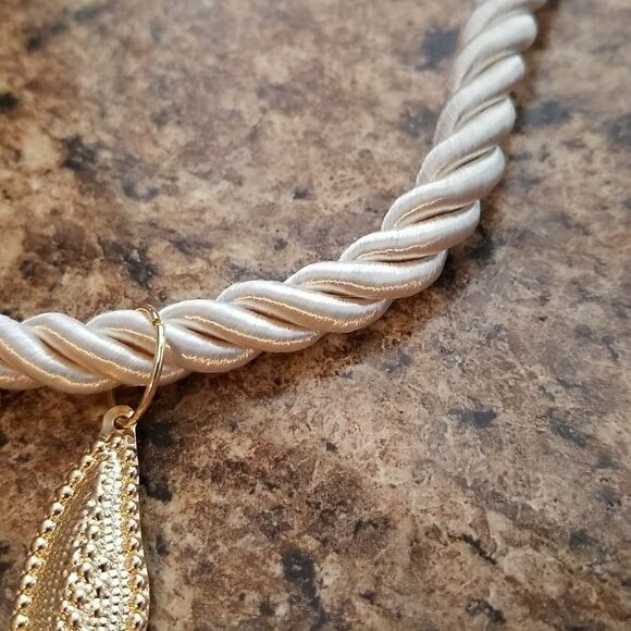 Starfish boho rope style necklace - Picture 8 of 11